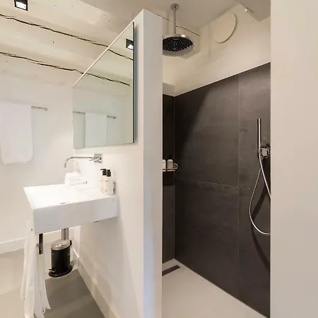 Milkhouse Luxury Oda ve Kahvaltı