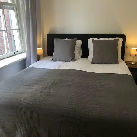 Bed and breakfast Barndesteeg 27 Ámsterdam