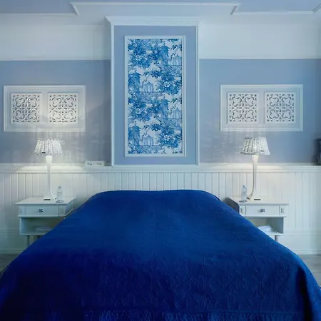 Vondelpark House Bed & Breakfast