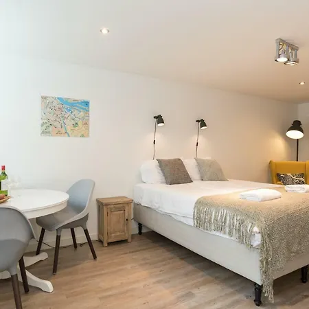 Bed & Breakfast Nassau Canal