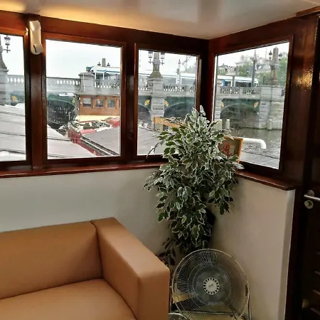 Houseboat Rose Appartamento