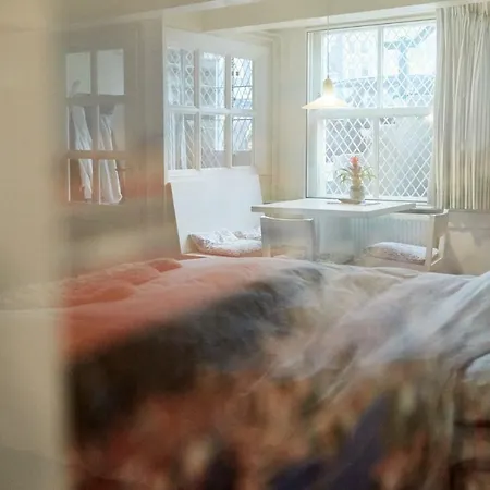 Bed & Breakfast Bed & Singel 96 Amsterdam