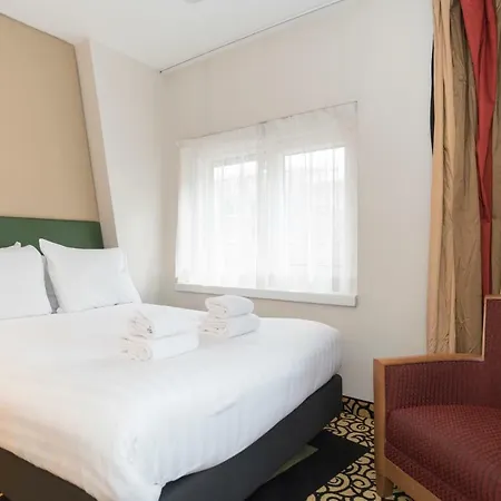 Savoy Hotel 4*