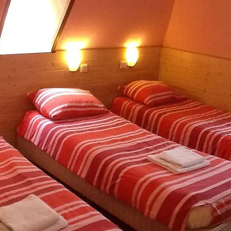 Max Hotel 2*