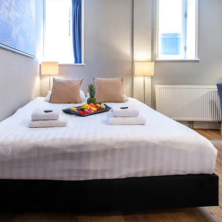 Centre Harbour Aparthotel 3*