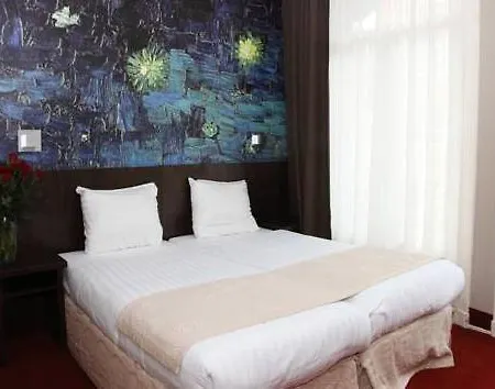 Hotel Gogh