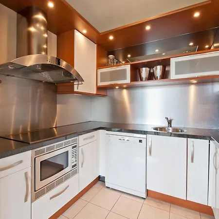 Appartamento Short Stay Group Leidseplein Luxury Serviced Apartments Amsterdam *