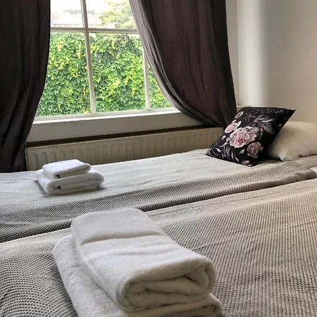 Amsliving Bed & Breakfast *