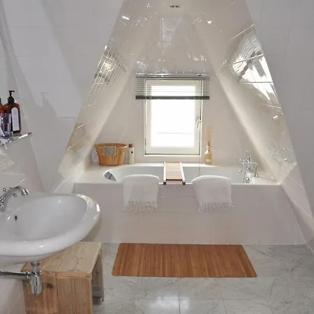 Apartment 180 Graden