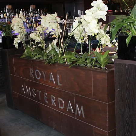 Отель Royal 4*