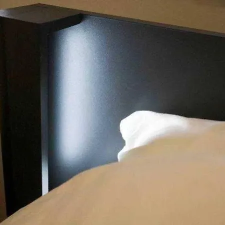 Easyhotel City Centre South Hotel 2*