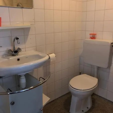 House With Garden, 10 Min From Centre Appartement *