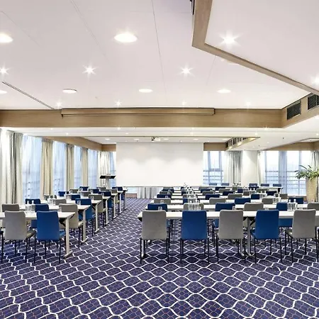 Radisson Blu Hotel, City Center Hotel