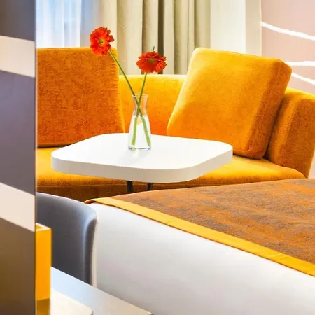 Holiday Inn Amsterdam 4* Amsterdam
