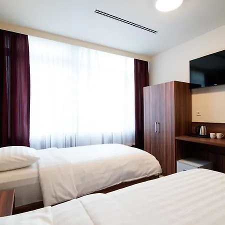 Otel King's Court