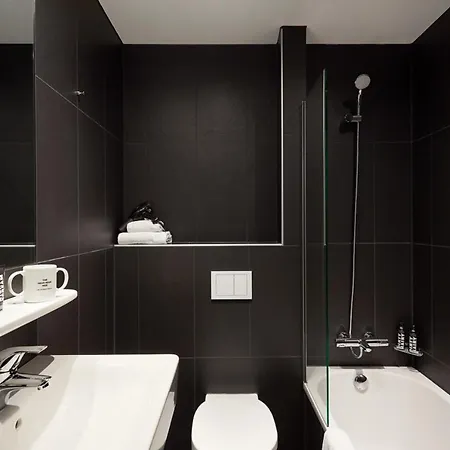Hotel The Social Hub West 4 Star 4*