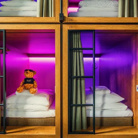 Bunk Hotel