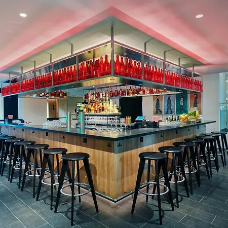 Citizenm Amstel Hotel 4*