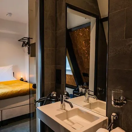 Hotel Sotel Station