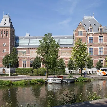 酒店 Amsterhome 3*