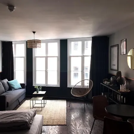 Red Light Bed and breakfast 2*