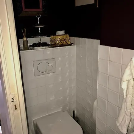The African Lily Bed and breakfast Ámsterdam