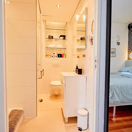 Treehouse 2* Duivendrecht