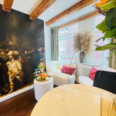 Luxury Suites The Enlightened House
