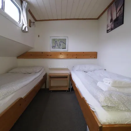 Hotelboat Allure מלון