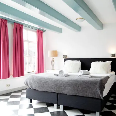 B&B Modern Canal House Loft - Center
