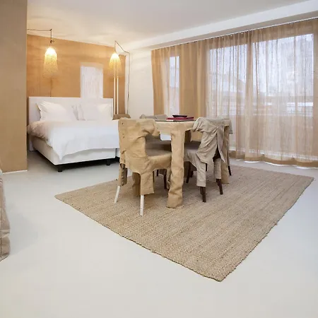 The Exchange Hotel 3*