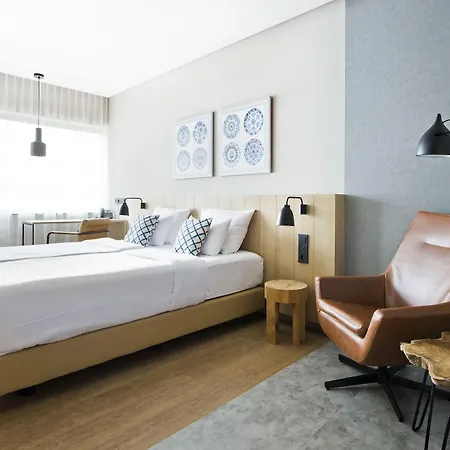 Hotel Urban 4*
