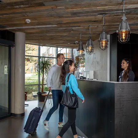 Hotel Urban 4*
