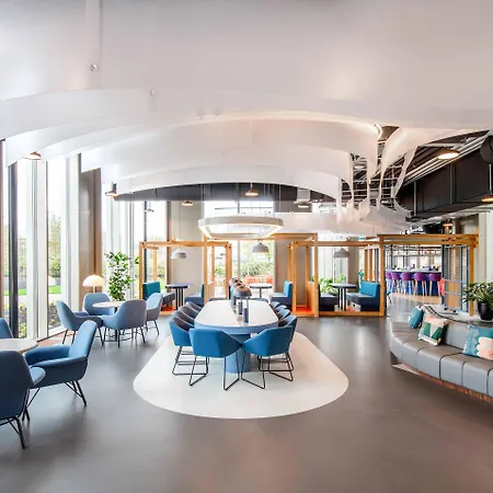 Hotel Yotel 4*