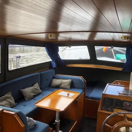 Nocleg ze śniadaniem Boat & Breakfast