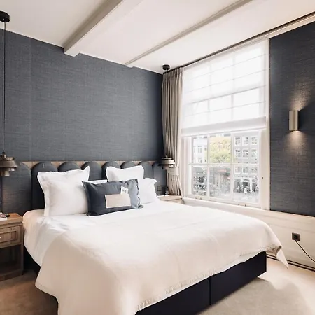 Hotel 717 5*