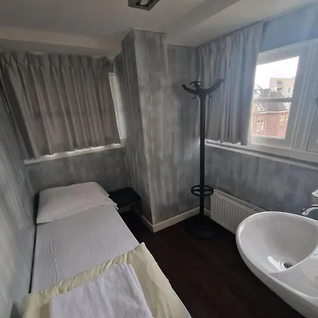 Hostel Amigo Budget *