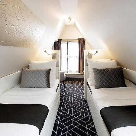 Hotel Cc