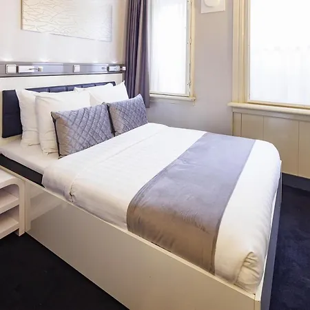Cc Hotel 3*