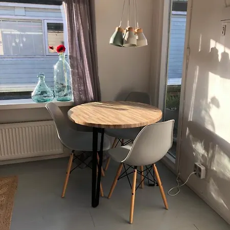 Frühstückspension Houseboat With Water Terrace, Free Parking, Free Bikes & Fast Wifi Amsterdam