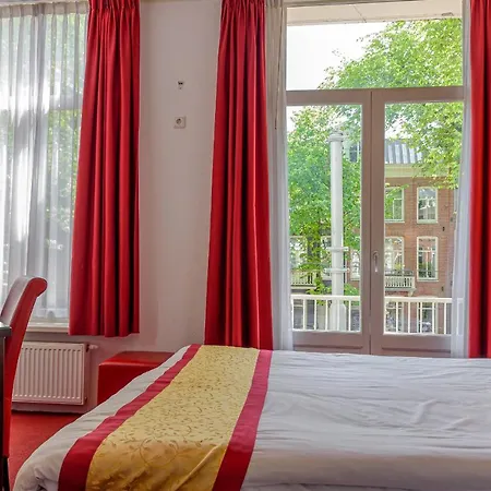 Allure Hotel 3*