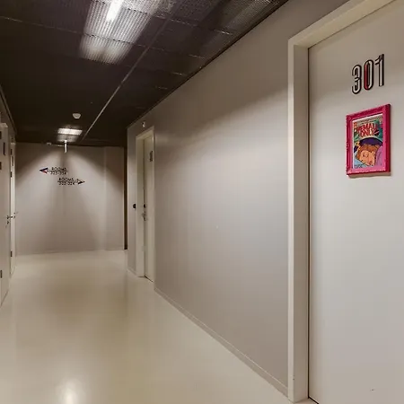 Clinknoord Vandrarhem Amsterdam