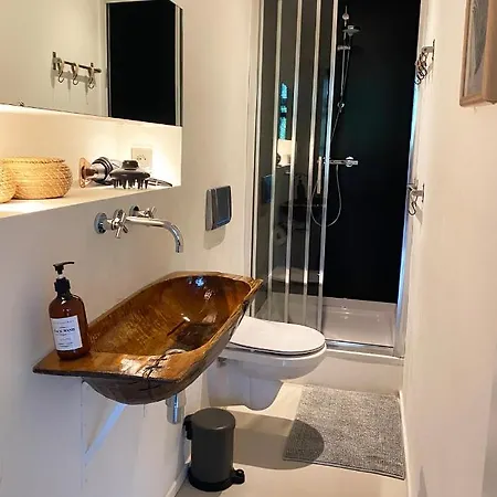 B&B The Quay - Free Parking 암스테르담