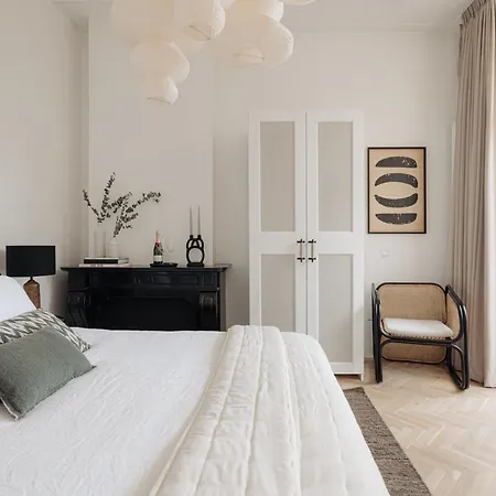 Spacious 2 Bedroom Alojamento de Acomodação e Pequeno-almoço