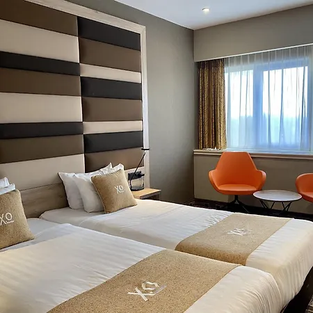 Xo Blue Tower Hotell 4*