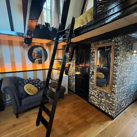 The Enlightened House Luxury