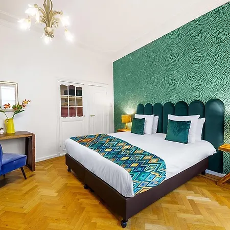 Des Arts Hotell 3*