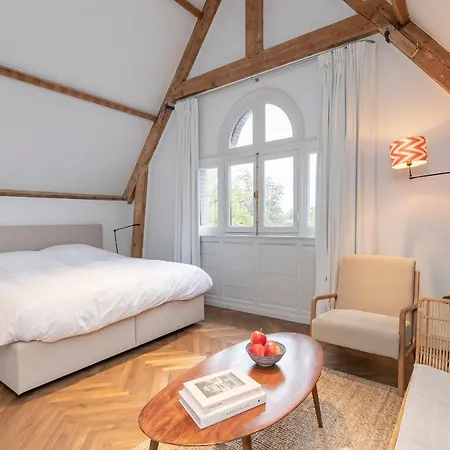 Waldeck Vondelpark 2 Bedroom Bed and breakfast