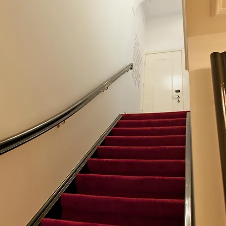 Bitterbal Hotel Amsterdam