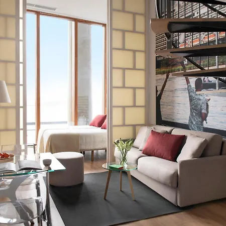 Eric Voekel Boutique - Riverfront Apartment *